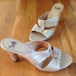 Sofft Golden Leather heals/Sandals SZ 8 1/2